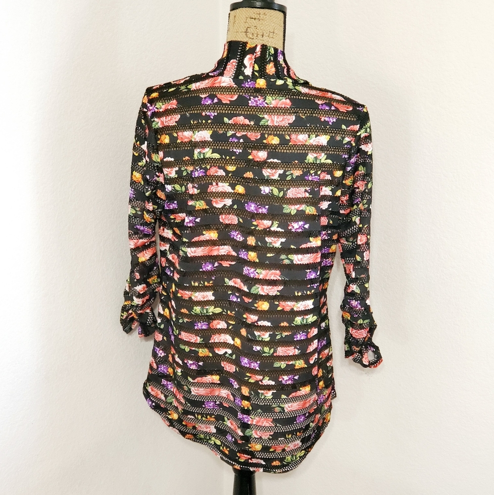 Chances R.•black,floral mesh jacket🤔cover•Med. - Picture 3 of 8